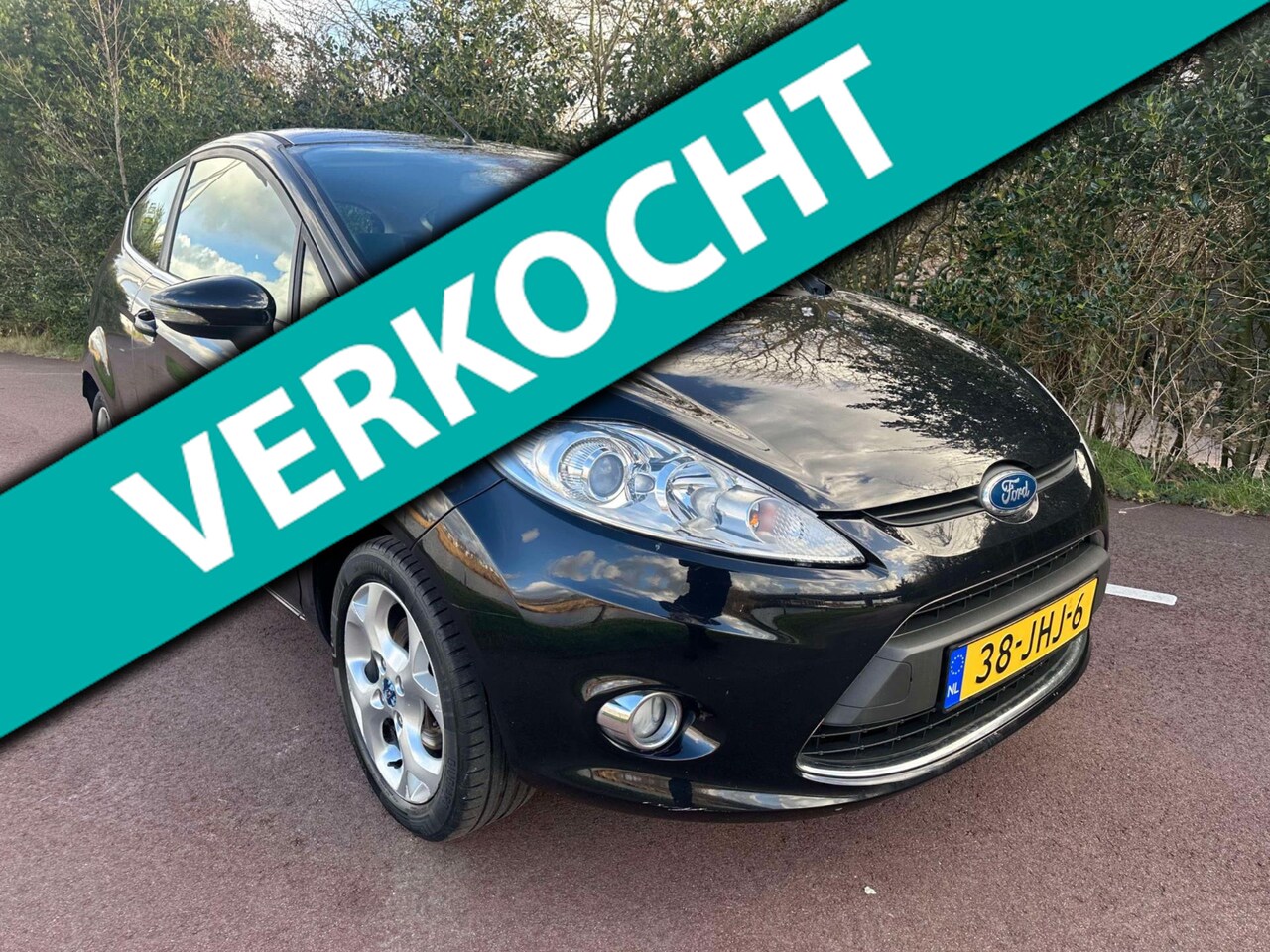 Ford Fiesta - 1.4 Titanium super leuke auto incl apk en garantie - AutoWereld.nl