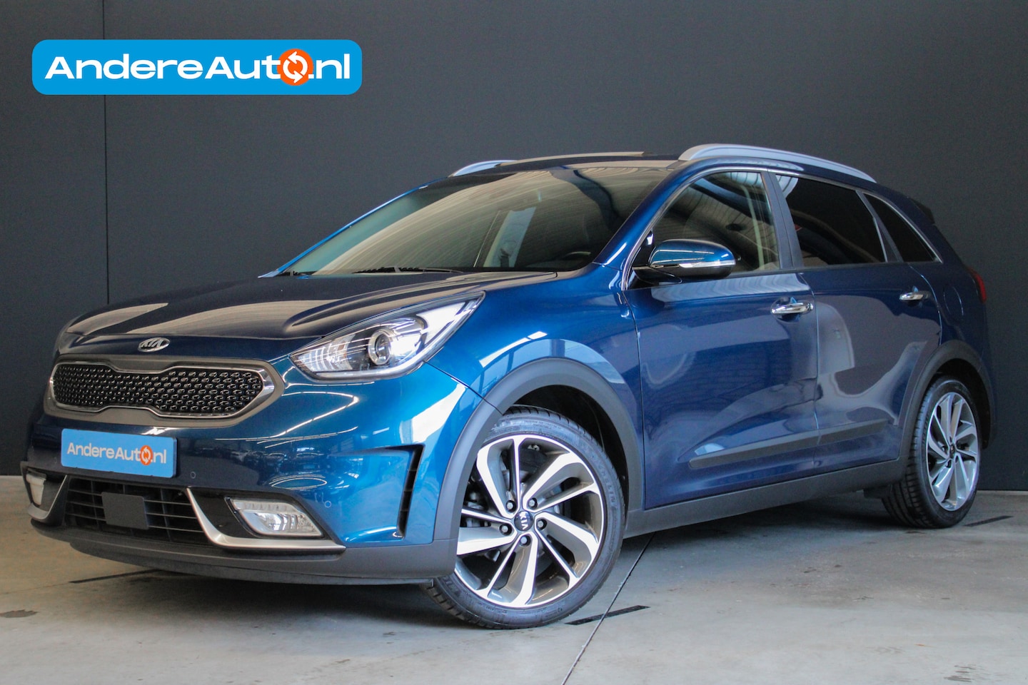 Kia Niro - 1.6 GDi Hybrid ExecutiveLine |trekhaak|schuifdak|leder|JBL|dealer onderhouden|stoelkoeling - AutoWereld.nl