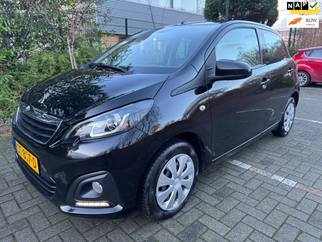 Peugeot 108 - 1.0 e-VTi Active / Airco / 5-drs / LED - AutoWereld.nl