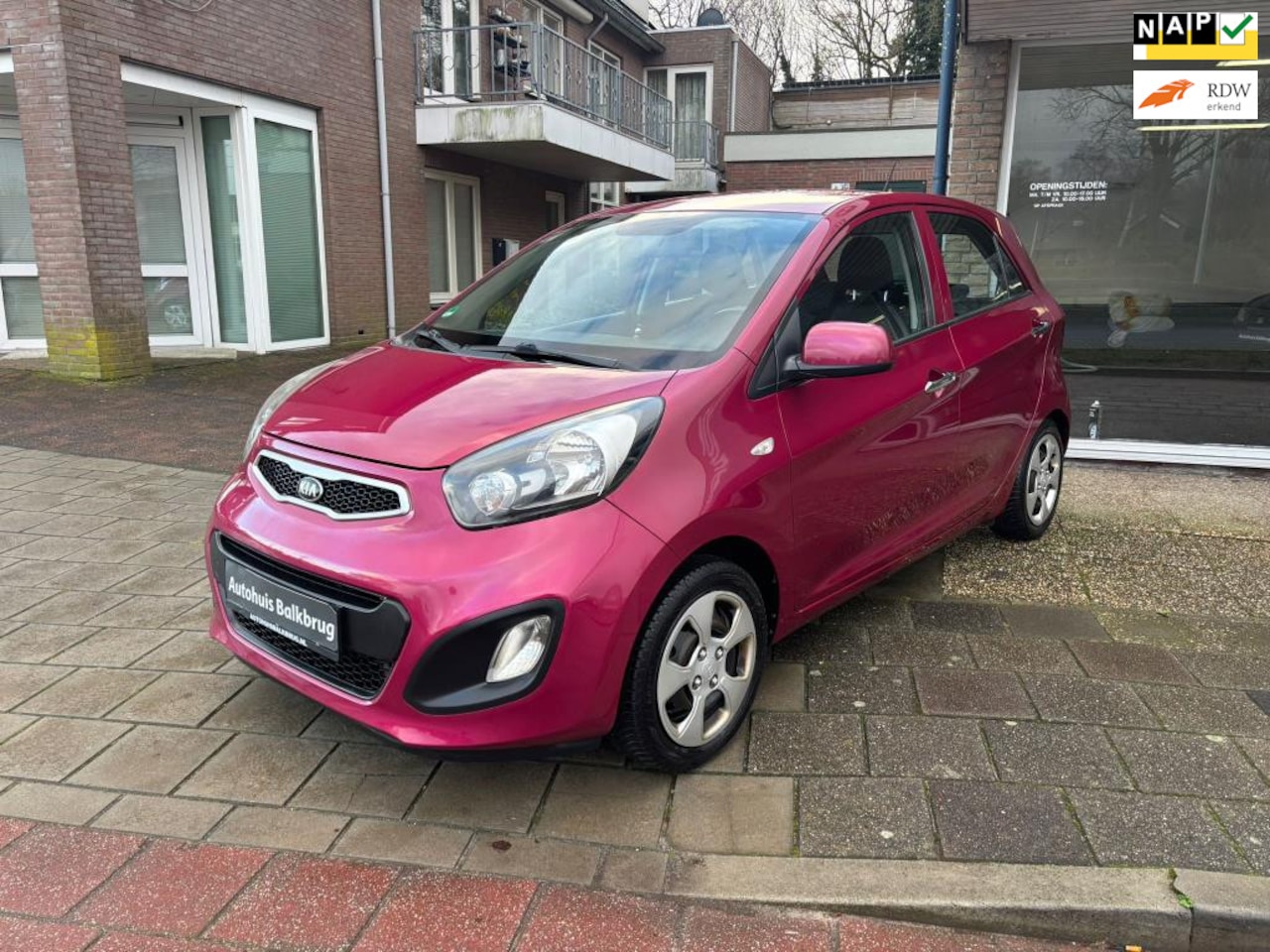 Kia Picanto - 1.0 CVVT First Edition 5DRS AIRCO 1E EIGENAAR 63500 KM - AutoWereld.nl