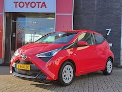 Toyota Aygo X - X-PLAY 5-DEURS AIRCO CAMERA AUDIO-STUURWIELBEDIENING LED-DAGRIJ BLUETOOTH NL-AUTO