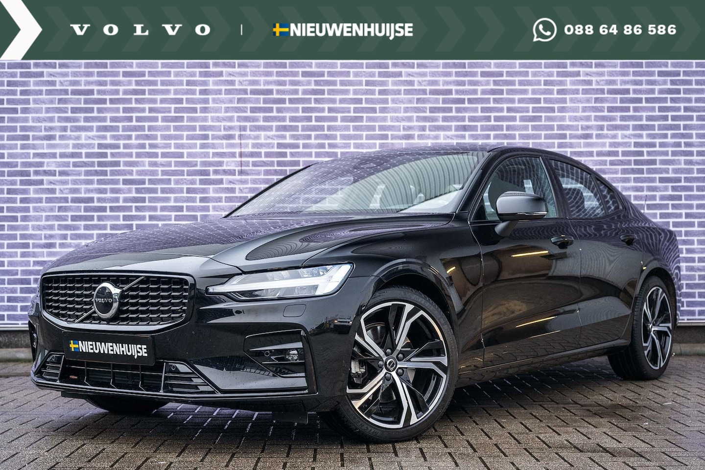 Volvo S60 - B4 Ultimate Dark | Panoramadak | Head-up display | Adaptive cruise control | Stoel- en stu - AutoWereld.nl