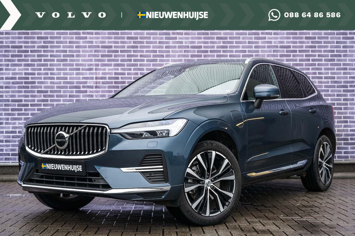 Volvo XC60 - T8 Plug-in hybrid AWD Plus Bright Long Range | Parkeerverwarming | Panoramadak | Harman Ka - AutoWereld.nl