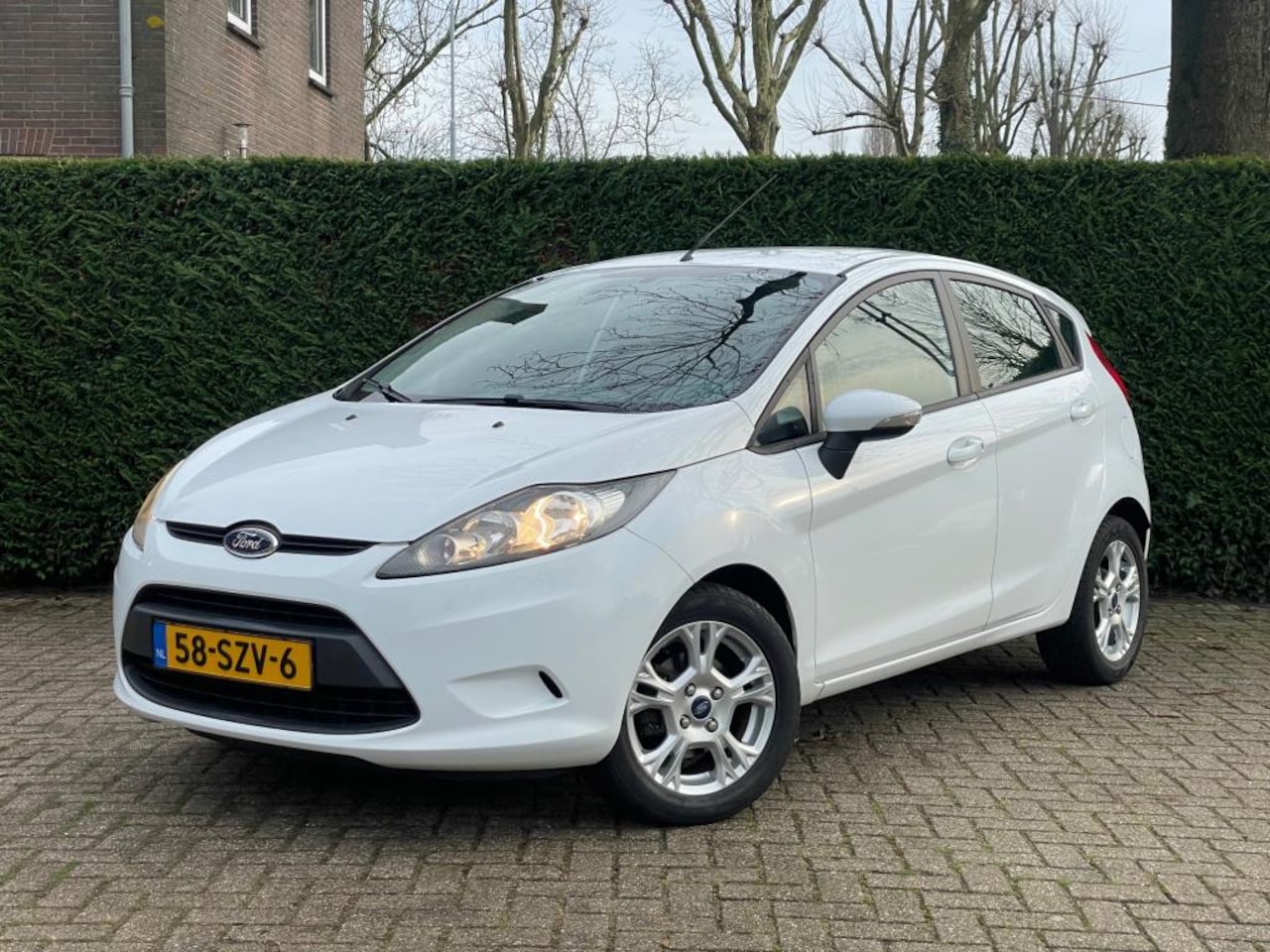 Ford Fiesta - 1.25 Limited| LM| AC| NW koppeling| - AutoWereld.nl