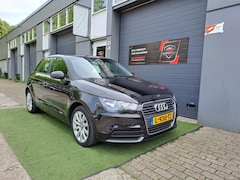 Audi A1 Sportback - 1.2 TFSI Attraction 2013 5DRS PDC NAVI