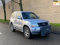 Mitsubishi Pajero - 3.2 Di-D GLX HR AUTOMAAT Airco Grijs kenteken