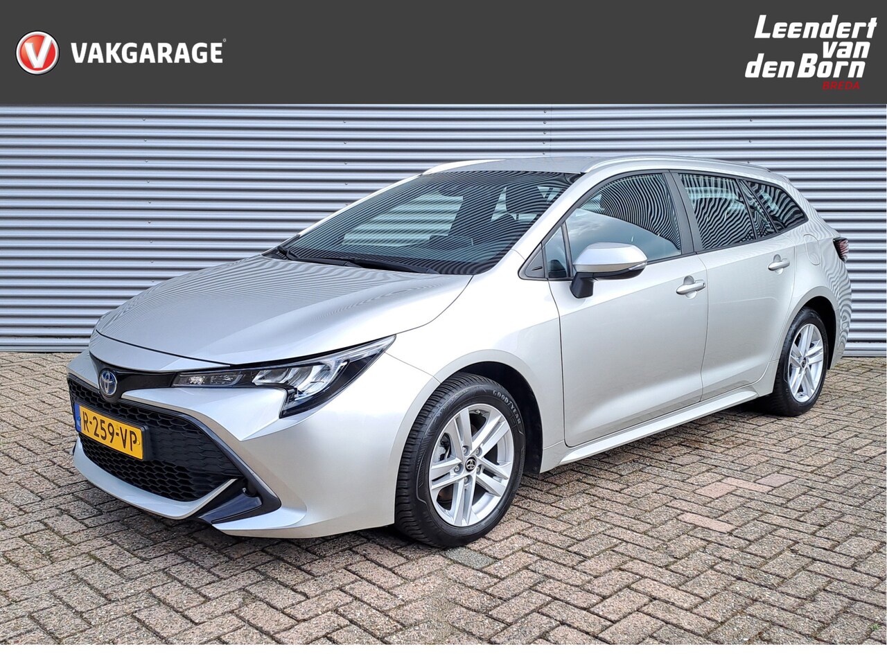 Toyota Corolla Touring Sports - 1.8 Hybrid Active | Apple Carplay/Android Auto | Automaar | Camera - AutoWereld.nl