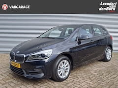 BMW 2-serie Active Tourer - 218i Business Edition AUTOMAAT Navigatie | Cruise | Climate | Parkeersensoren | Head up Di