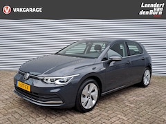 Volkswagen Golf - 1.5 eTSI Style Massagestoel | Navigatie | Apple Carplay/Android Auto | Adaptieve Cruise |