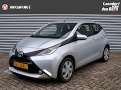 Toyota Aygo - 1.0 VVT-i x-play | Automaat | Camera | Airco | Navi