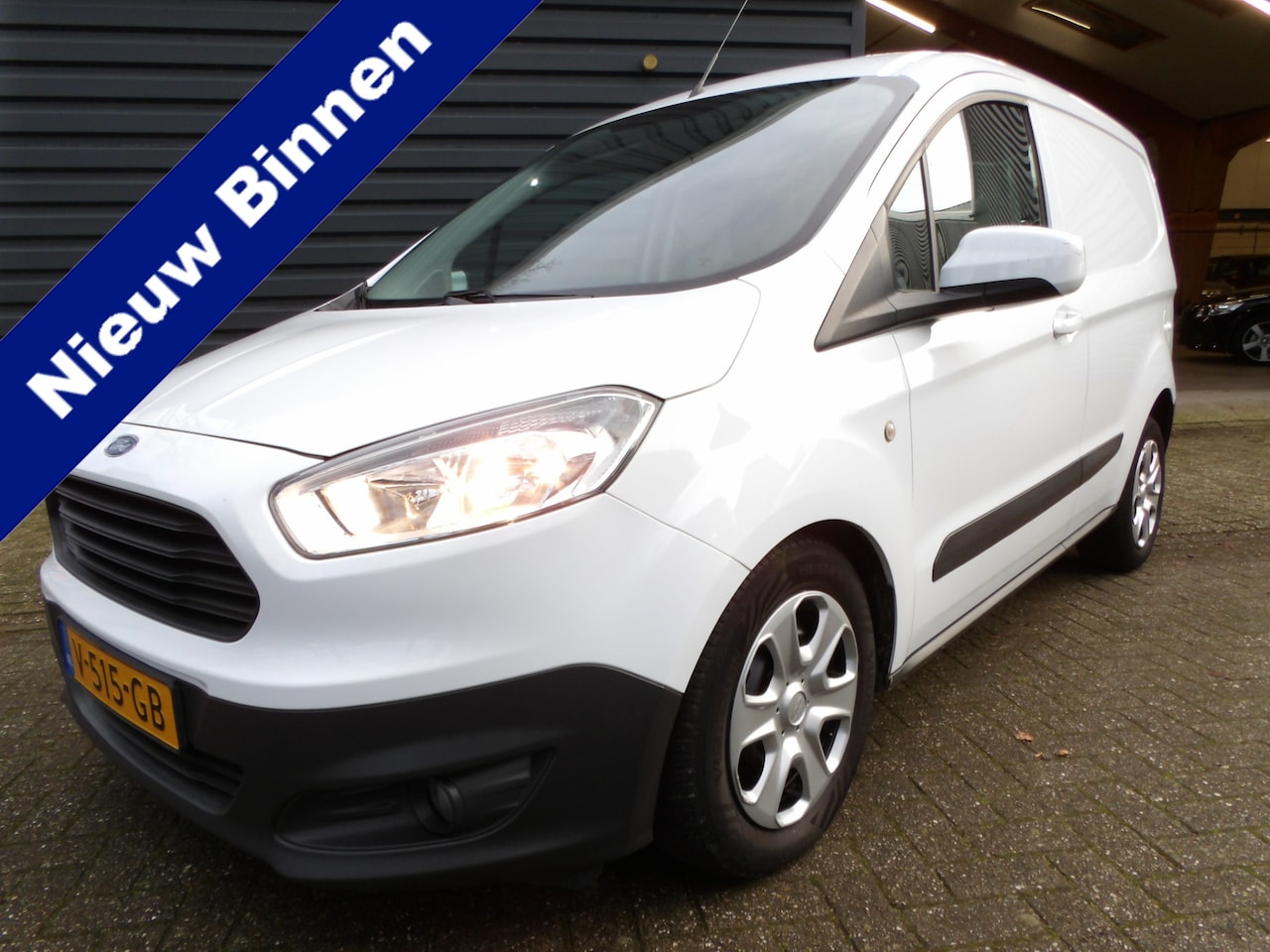 Ford Transit Courier - 1.5 TDCI Trend Airco Clima - AutoWereld.nl