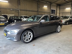 BMW 3-serie Touring - 316d Essential