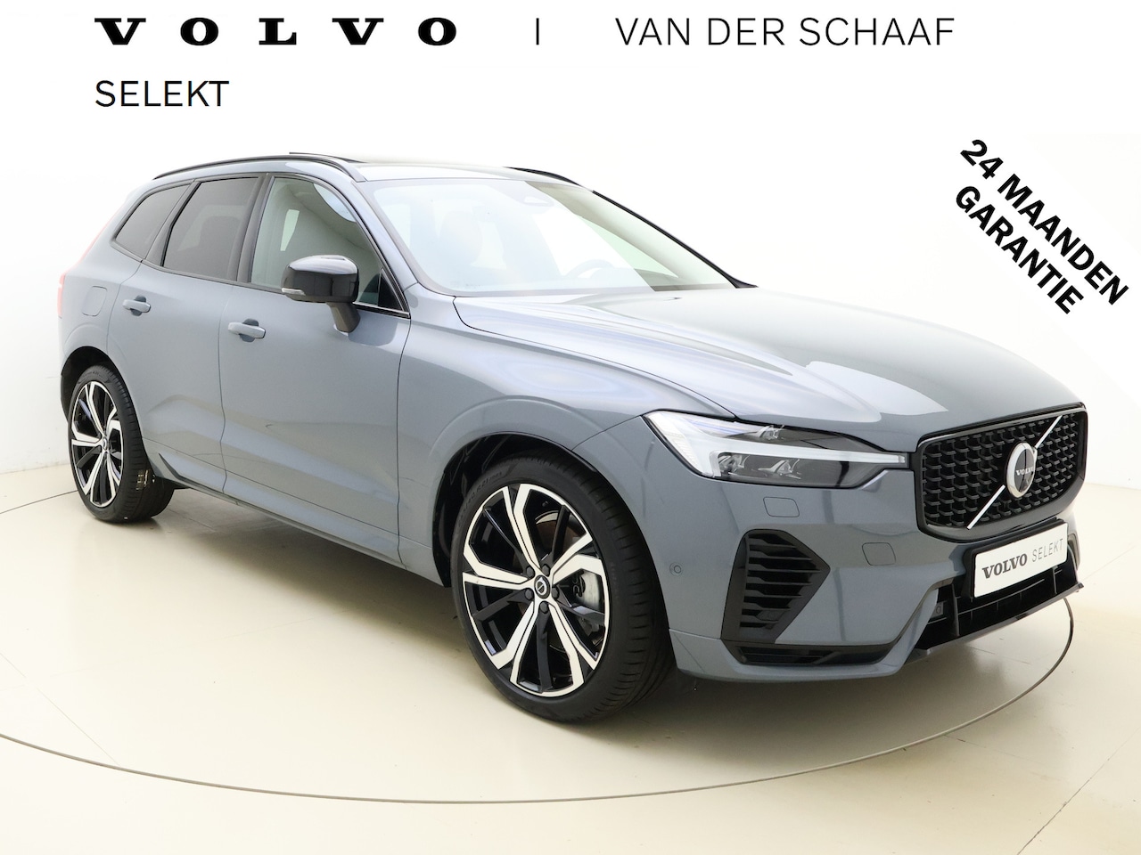 Volvo XC60 - T6 350pk AWD Plus Dark / Luchtvering / 21'' / H&K audio / Panorama dak / Trekhaak / 360 ca - AutoWereld.nl