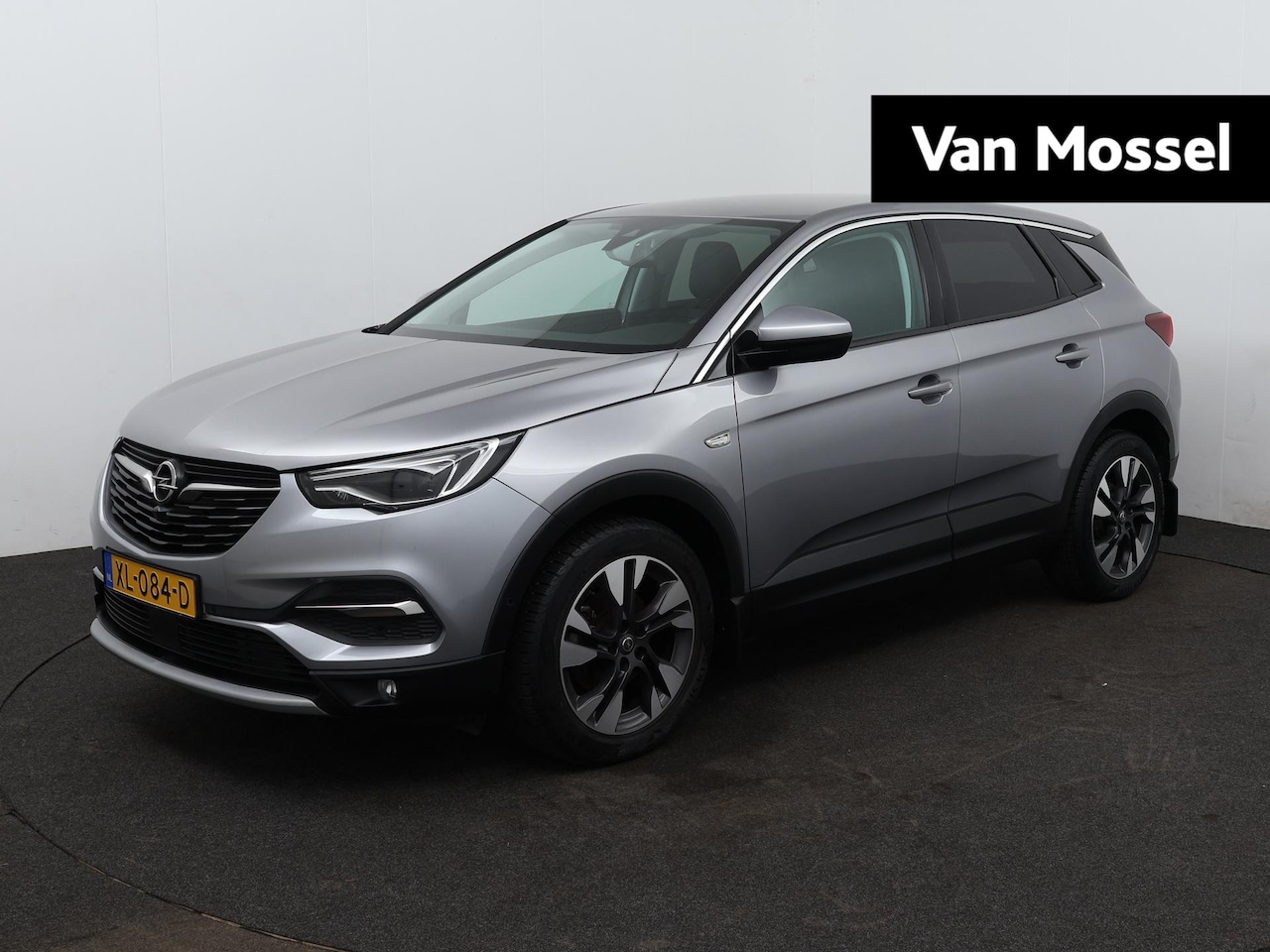 Opel Grandland X - 1.2 Turbo Innovation | 360° Camera | Navigatie | 18" Lichtmetalen velgen - AutoWereld.nl