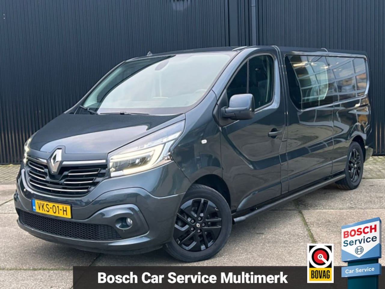 Renault Trafic - 2.0 dCi 145pk EDC L2H1 DC Luxe | Automaat | Dubbel cabine | LED | Sidebars | Velgen | - AutoWereld.nl