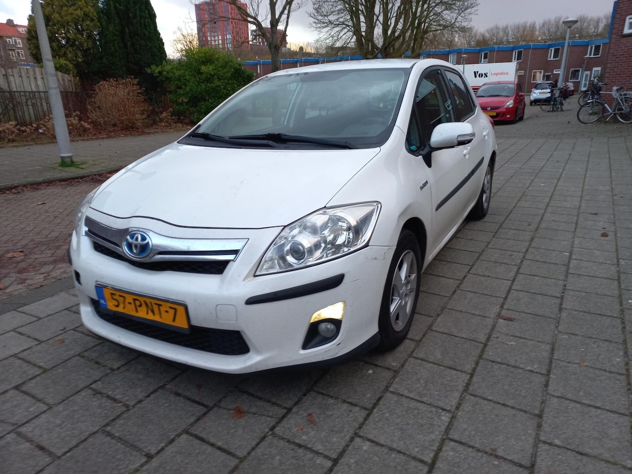 Toyota Auris - 1.8 Full Hybrid Aspiration Automaat White Pearl Metallic - AutoWereld.nl