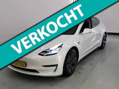 Tesla Model 3 - Long Range AWD 75 kWh 351pk | Trekhaak 1.000kg | Autopilot | 18" Velgen | Zwart interieur