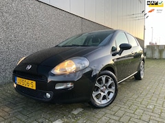 Fiat Punto Evo - 0.9 TwinAir Lounge/Nieuwe APK en beurt