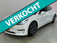 Tesla Model 3 - Long Range AWD 75 kWh 351pk | Trekhaak | Autopilot | 18" Velgen | Zwart interieur |