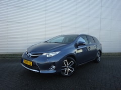 Toyota Auris Touring Sports - 1.8 Hybrid Lease Climate / Navu / Parkeers. / Cruise / Camera / Stoelverw