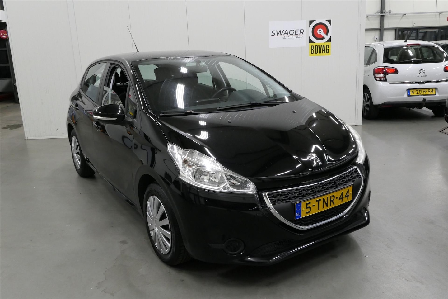 Peugeot 208 - 1.2 VTi 82PK 5D Active (Goed onderhouden) - AutoWereld.nl