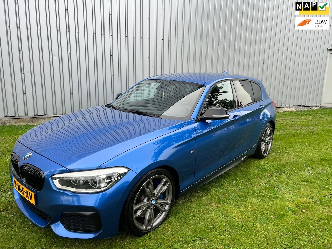 BMW 1-serie - M135i ( F20 ) 3.0 AUT 326 PK Alcantara H&K Camera Blauw - AutoWereld.nl