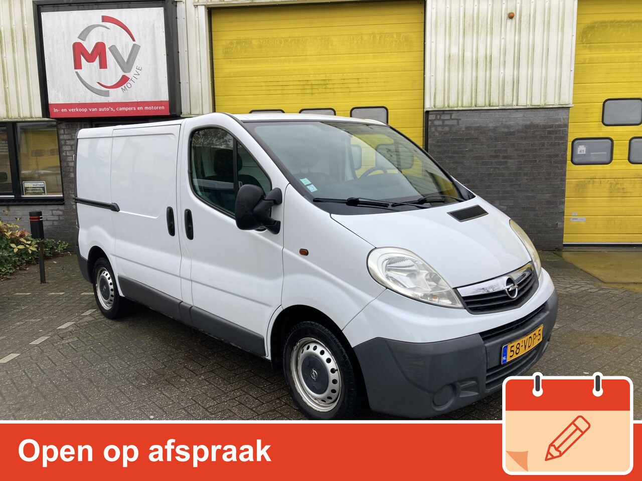 Opel Vivaro - 2.0 CDTI L1H1 Essentia Airco Leer - AutoWereld.nl