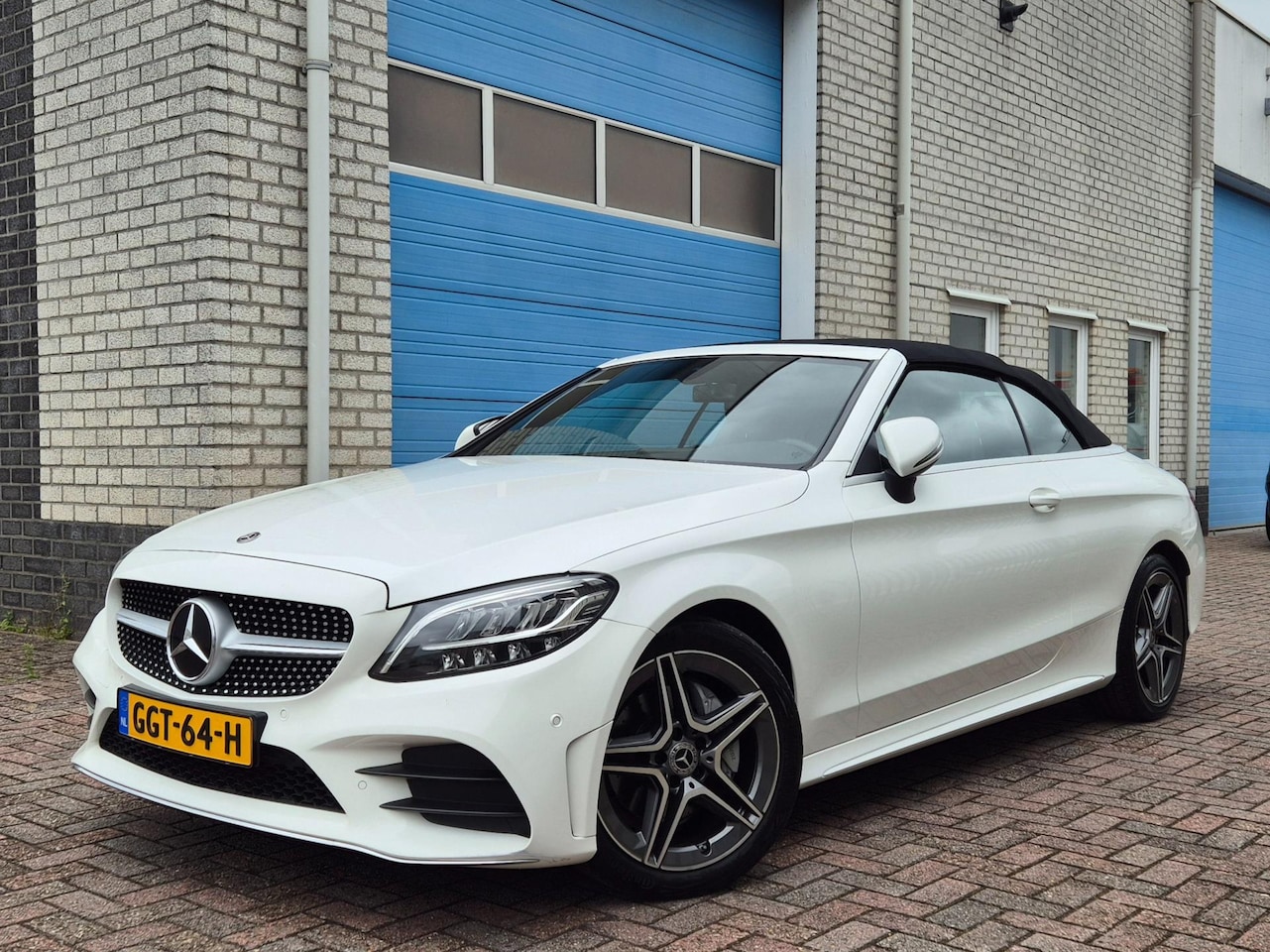 Mercedes-Benz C-klasse Cabrio - 200 AMG|Cabriolet|Facelift|Burmester|Camera - AutoWereld.nl