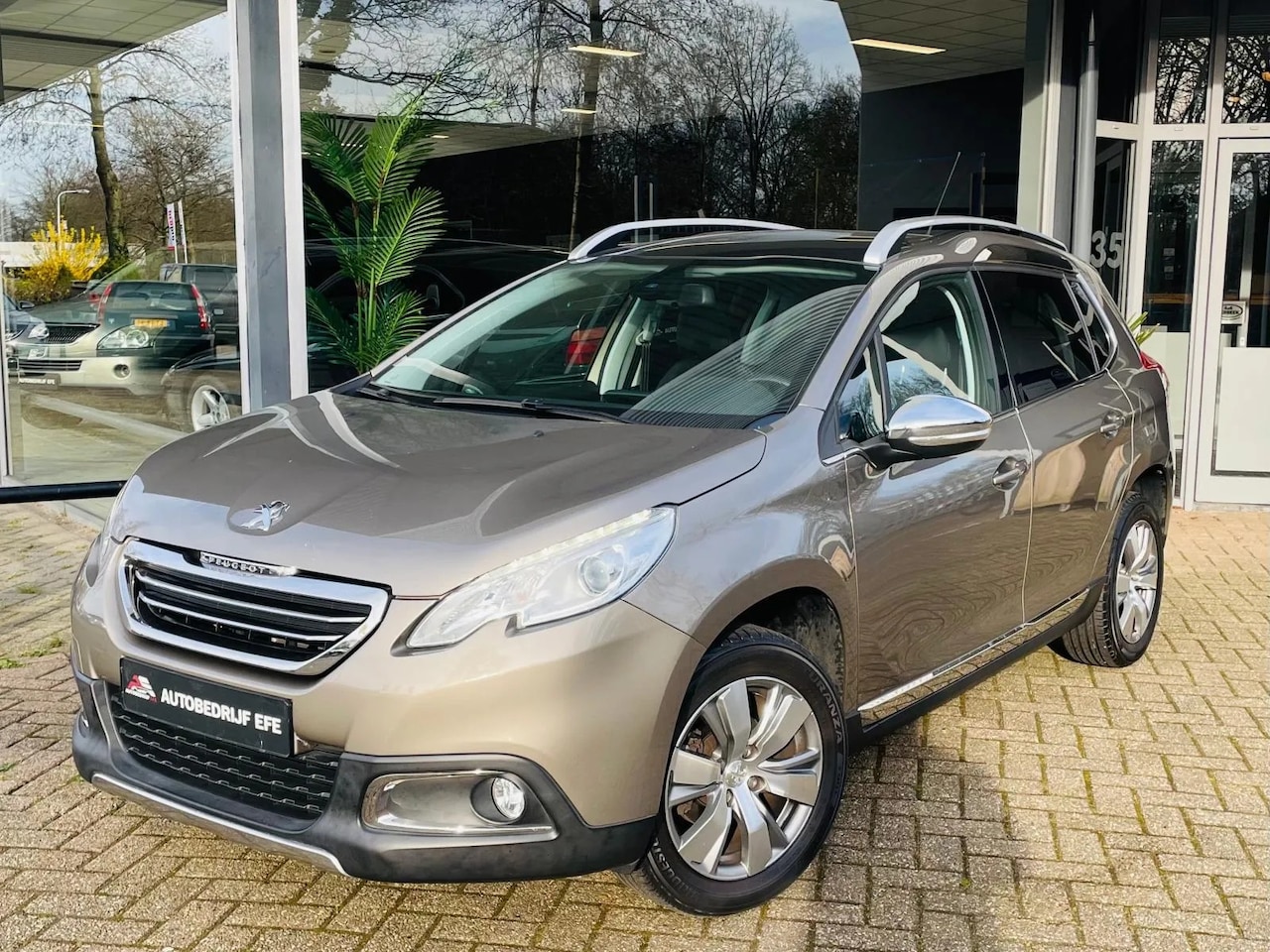 Peugeot 2008 - 1.2 VTi Allure 1.2 VTi Allure - AutoWereld.nl