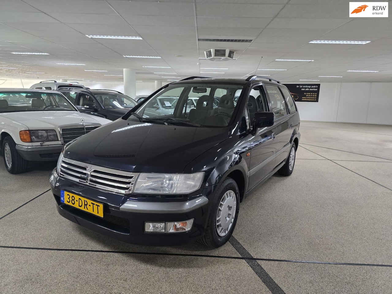 Mitsubishi Space Wagon - 2.4 GDI GLXi 7p. 89.000dkm!! Nap! Nieuwe apk!!! Automaat!!! - AutoWereld.nl