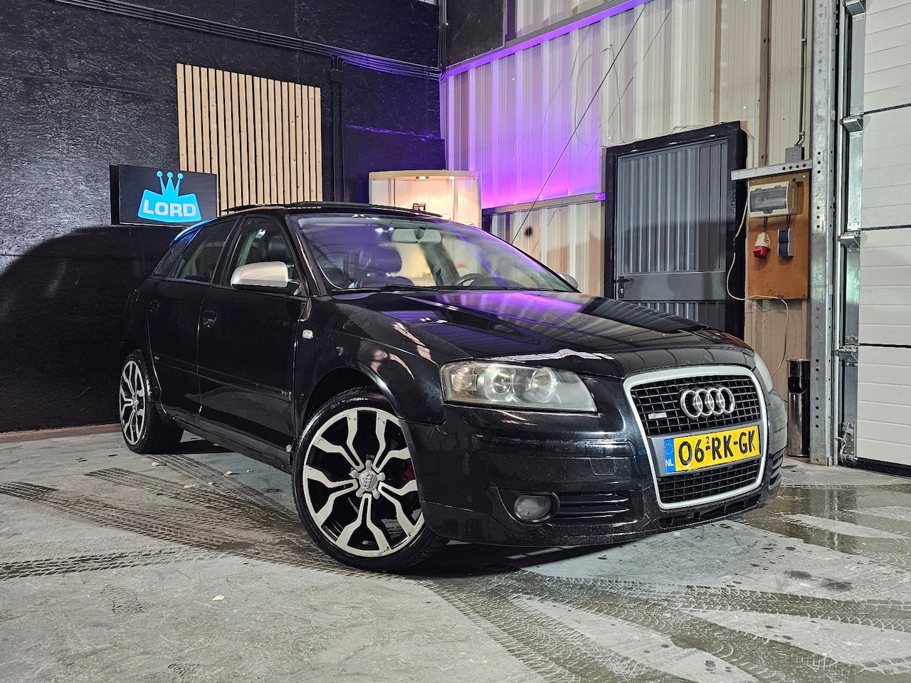 Audi A3 Sportback - 2.0 TDI Ambition Pro Line R8 Velgen, Pano, Flippers, Leder, Stoelverw. - AutoWereld.nl