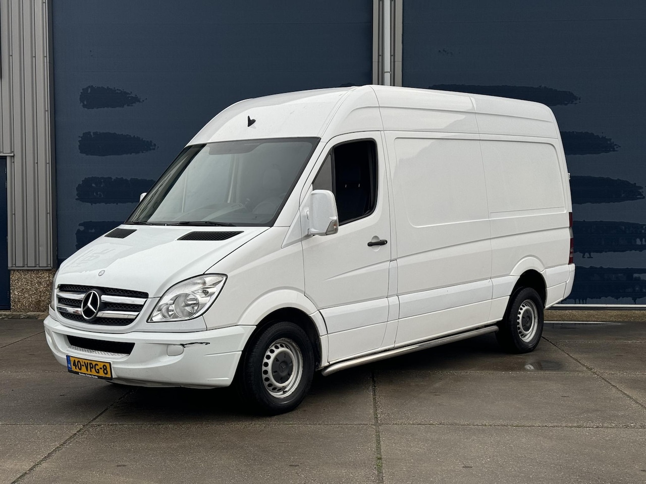 Mercedes-Benz Sprinter - 318 3.0 CDI 366 HD AIRCO / CRUISE CONTROLE / CAMERA / NAVI / TREKHAAK / V6 - AutoWereld.nl