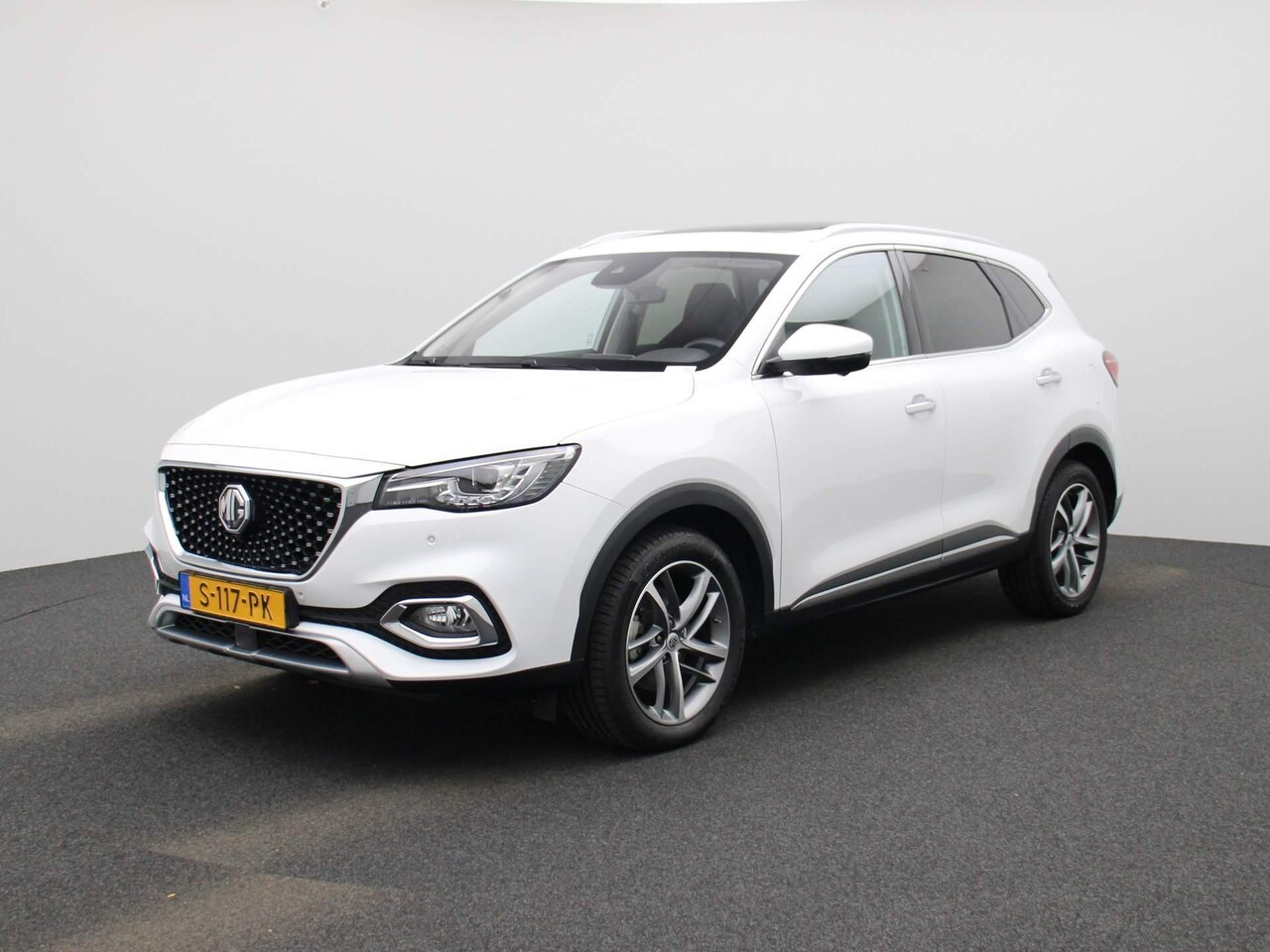 MG EHS - 1.5 TGDI Luxury 1.5 TGDI Luxury - AutoWereld.nl