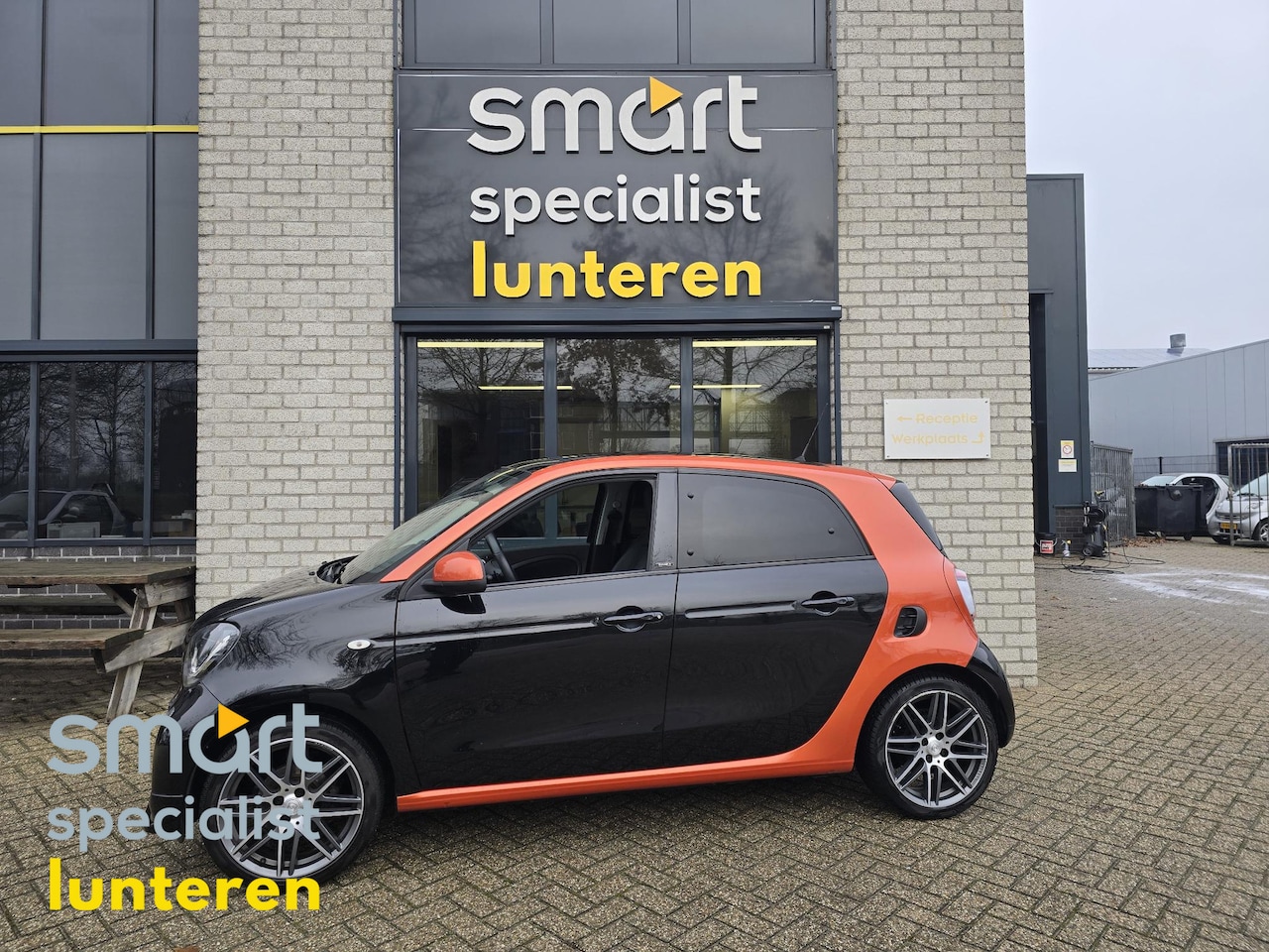 Smart Forfour - 1.0 T BRABUS Xclusive 1.0 T BRABUS Xclusive - AutoWereld.nl