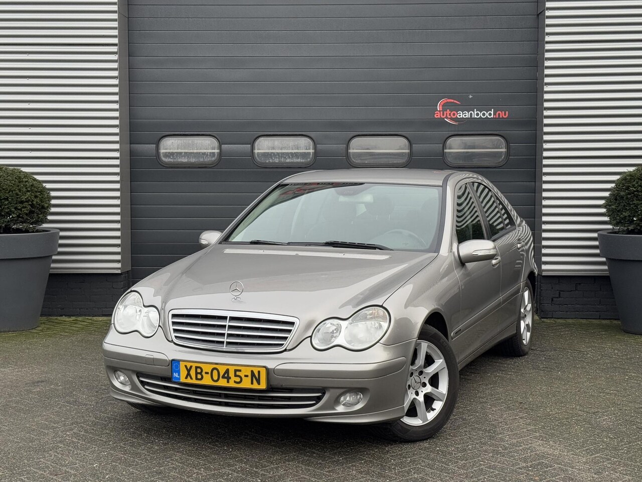 Mercedes-Benz C-klasse - 200 CDI Classic | Automaat | Lichtmetalen Velgen | Lederen Bekleding | Cruise Control | El - AutoWereld.nl