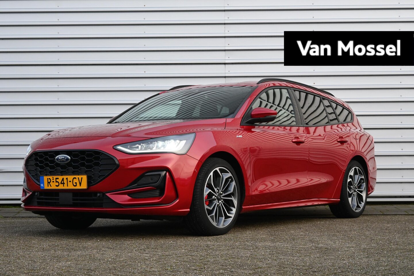 Ford Focus Wagon - 1.0 EcoBoost ST Line X Business | Adaptive cruise control | Navigatie | voorruitverwarming - AutoWereld.nl