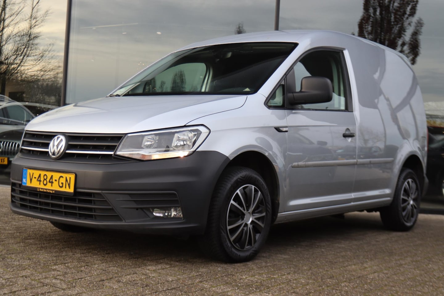 Volkswagen Caddy - 2.0 TDI L1H1 BMT | CRUISE | VOORRUITVERW. | PDC | BLUETOOTH - AutoWereld.nl