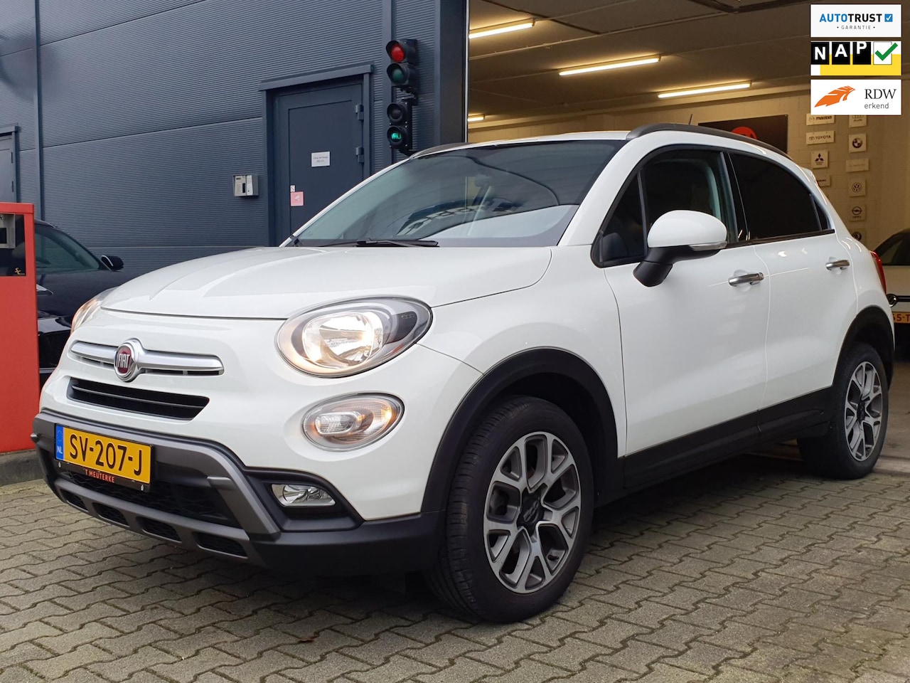 Fiat 500 X - 1.4 Turbo MultiAir Lounge 1.4 Turbo MultiAir Lounge - AutoWereld.nl