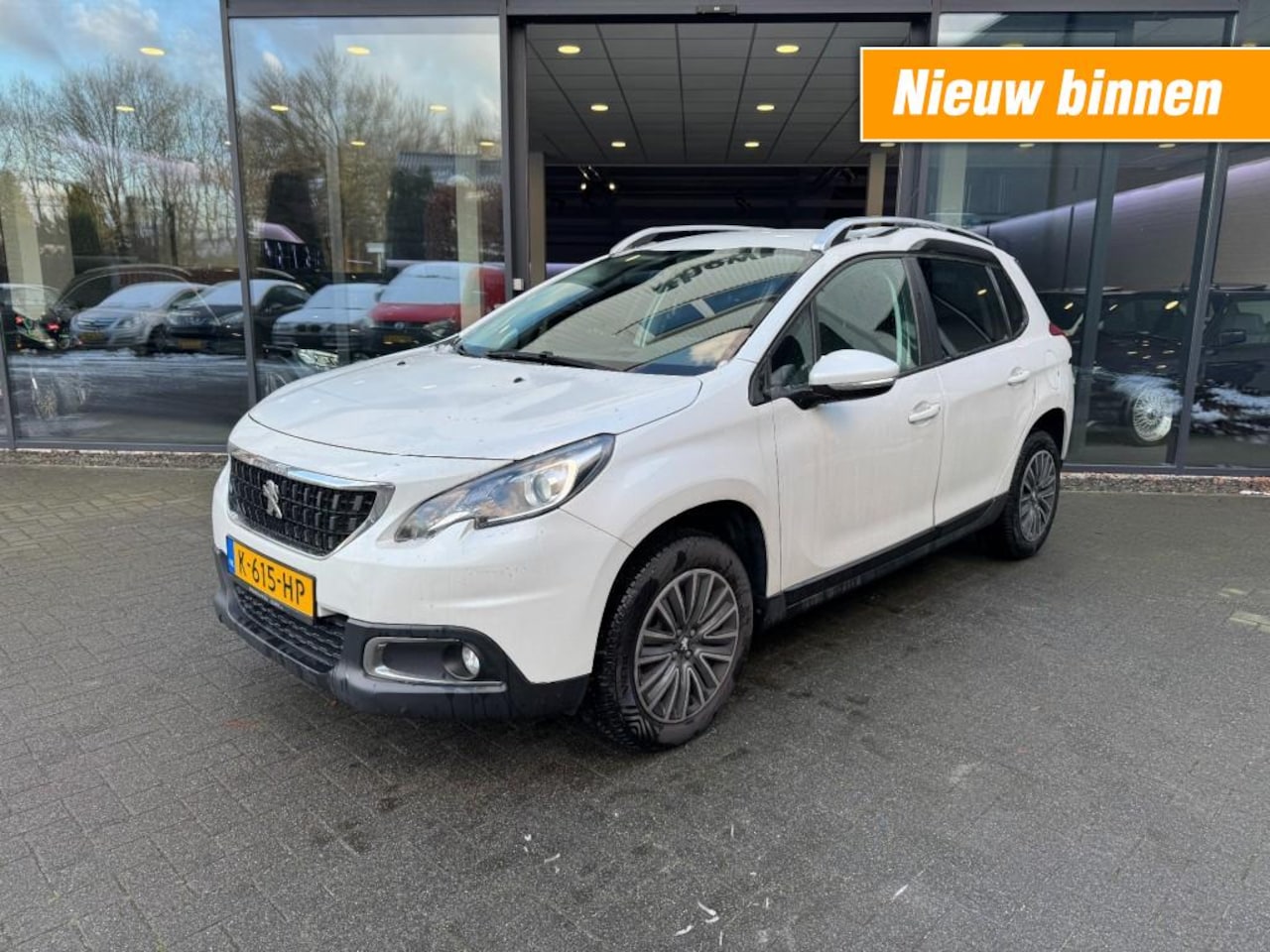 Peugeot 2008 - 1.2 PureTech Active 1.2 PURETECH ACTIVE, Navi,Pdc,CarPlay,Cruise - AutoWereld.nl