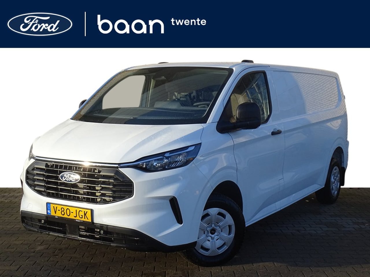 Ford Transit Custom - 300 L2H1 2.0 TDCI 136pk Trend | Airco | Cruise control | Camera | Apple carplay | Voorruit - AutoWereld.nl