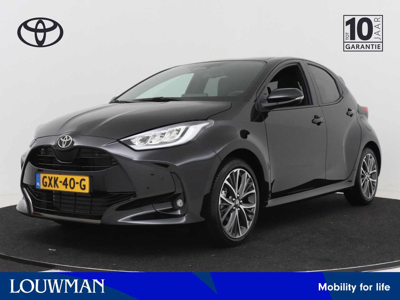 Toyota Yaris - 1.5 Hybrid 130 Executive Parkeersensoren | Adap. Cruise | Stoelverwarming | Blind Spot - AutoWereld.nl