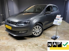 Volkswagen Polo - 1.4-16V Highline