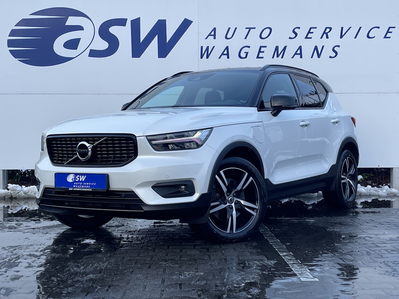 Volvo XC40 - 1.5 T5 Recharge R-Design | CarPlay | Pilot Assist | Camera | Winter-Pakket | LED | DAB | 1 - AutoWereld.nl