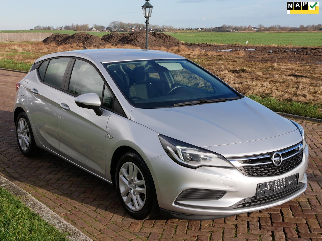 Opel Astra - 1.6 CDTI Online Edition ** 6899 MARGE ** - AutoWereld.nl