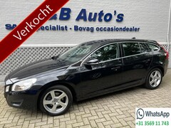 Volvo V60 - 1.6 T3 Momentum Navigatie Schuif/kantel dak