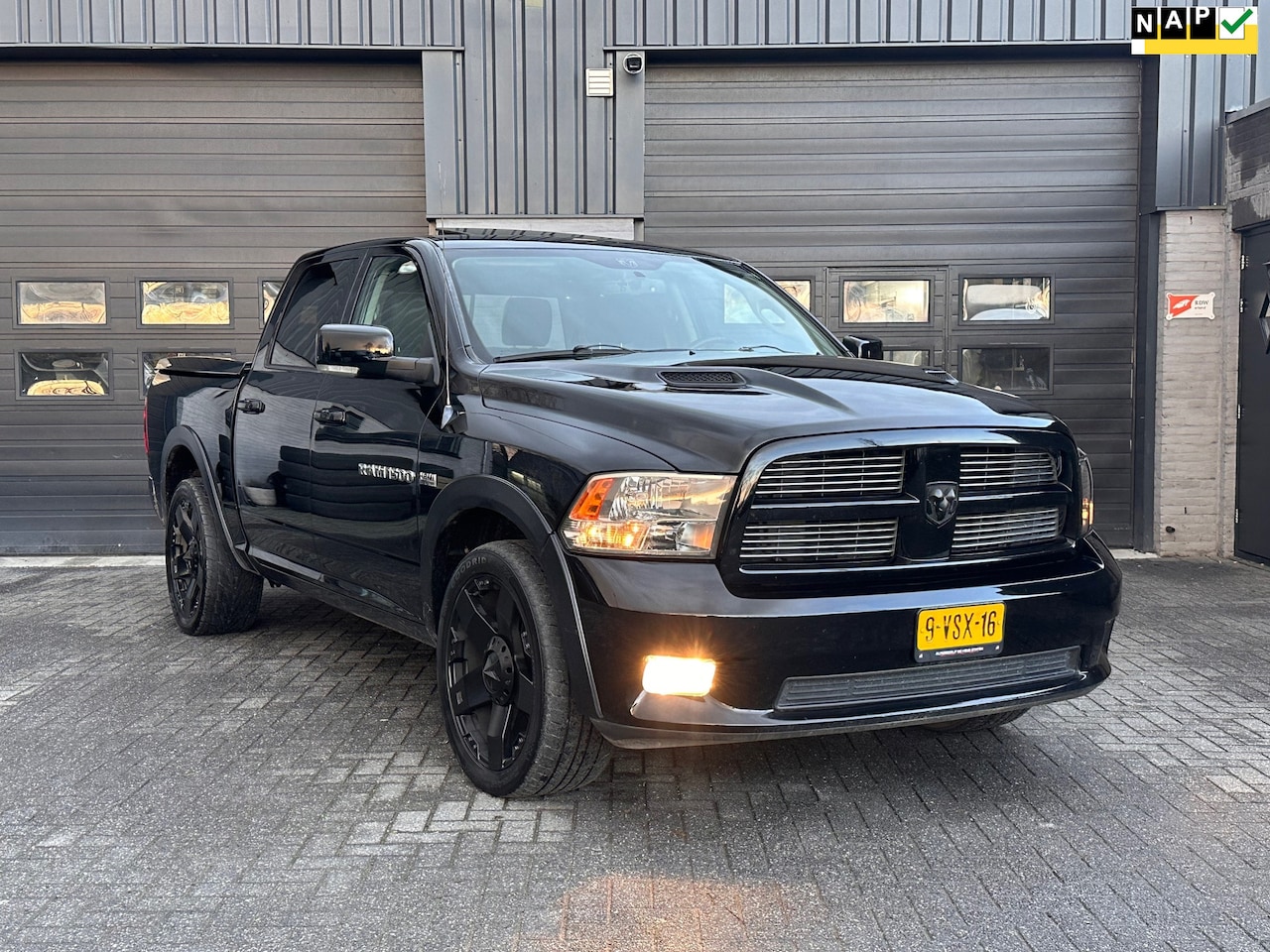 Dodge Ram 1500 - 5.7 V8 Crew Cab 5'7 Lpg, Nette auto! - AutoWereld.nl