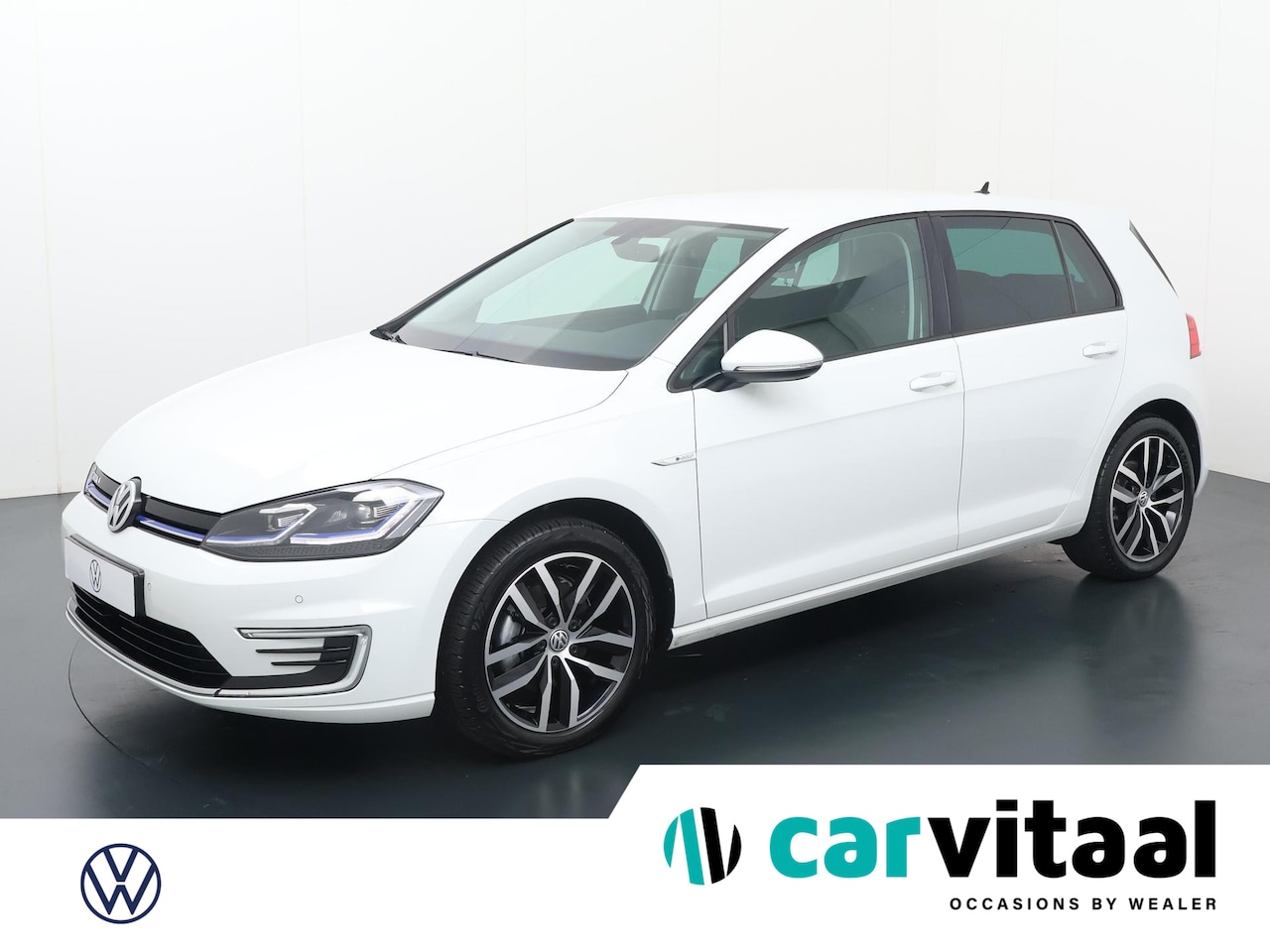 Volkswagen e-Golf - E-DITION | 136 PK | Navigatiesysteem | Lichtmetalen velgen 17"| Apple CarPlay / Android Au - AutoWereld.nl