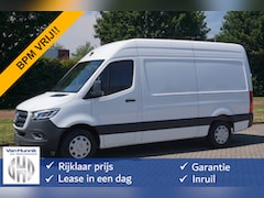 Mercedes-Benz Sprinter - 317CDI Pro L2H2 BPM VRIJ 10.25" Mbux Navi, Cam, Gev. Stoel, 3.5T Trekhaak, LED NR. 684