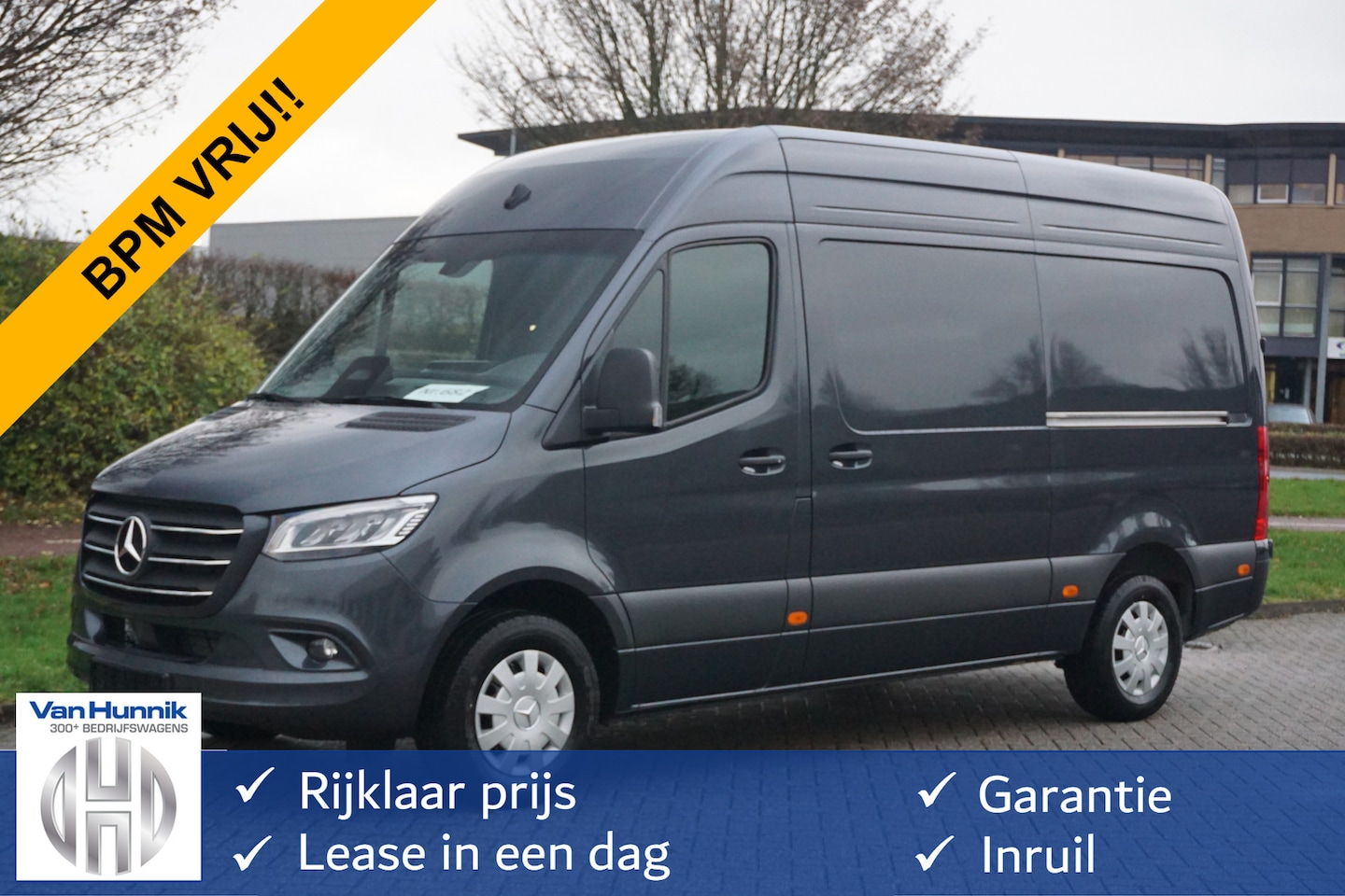 Mercedes-Benz Sprinter - 317CDI Pro L2H2 BPM VRIJ!! 10.25" Mbux Navi, Cam, 3.5T Trekhaak, LED 2x schuifdeur!! NR. * - AutoWereld.nl