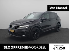 Volkswagen Tiguan - 1.5 TSI ACT Highline Business R | Navigatie | Climate Control | Parkeersensoren | Lichtmet